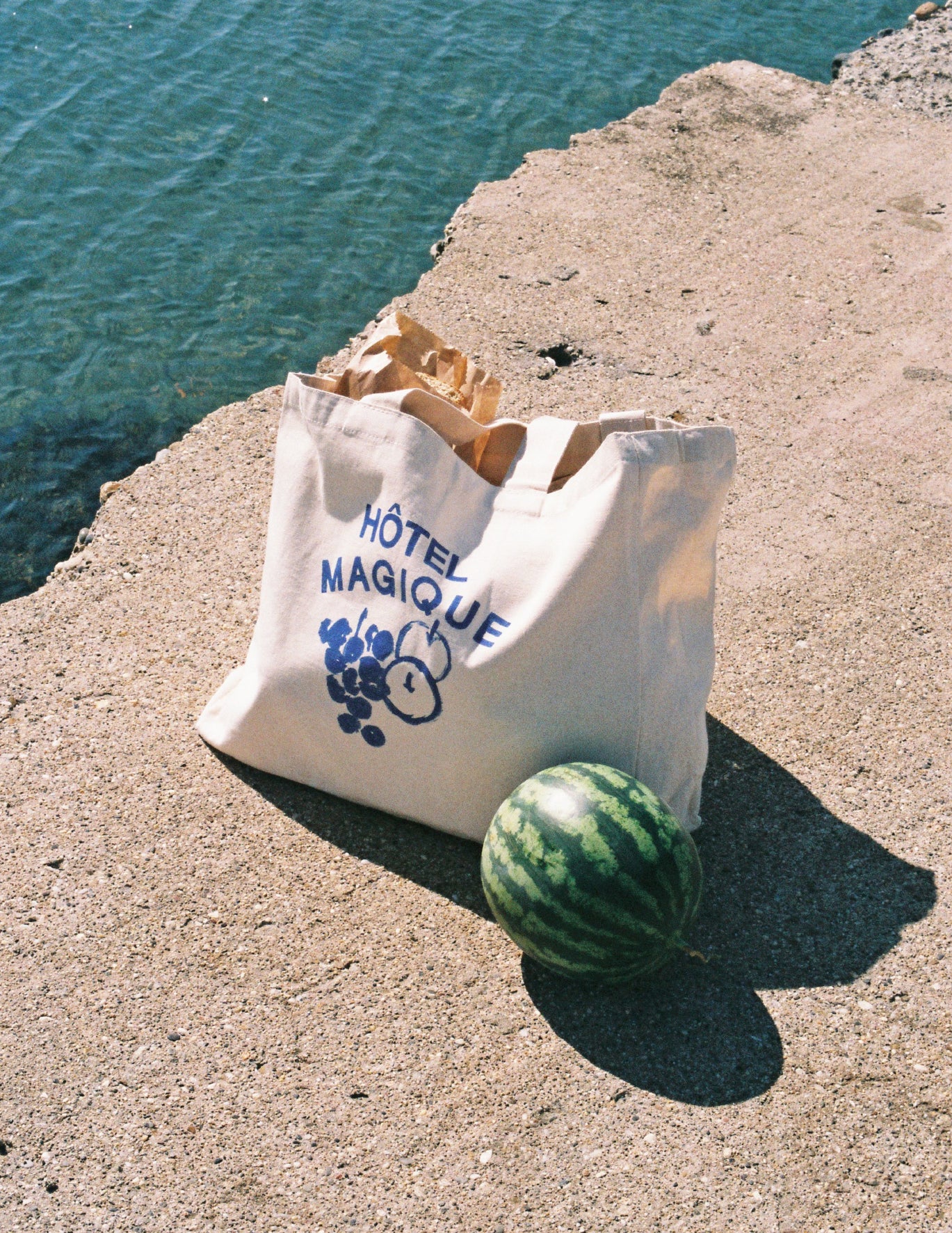 Fruity Magique tote bag